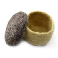 Picture of lid storage basket