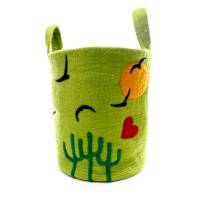 Picture of laundey basket