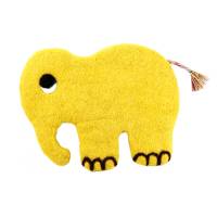 Picture of elephant hot pad