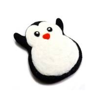 Picture of penguin hot pad