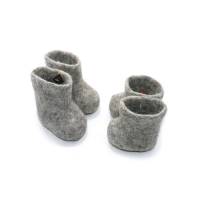 Picture of felt boots and infants