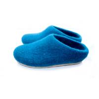 Picture of shoes warmer collection
