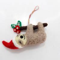 Picture of Happy Sloth Hanging Deco