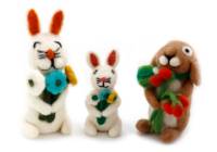 Picture of Bunny with a Bouquet Deco